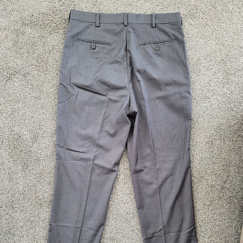 Men's Savane  Grey Dress Pants 33 x32 - Picture 2 of 10